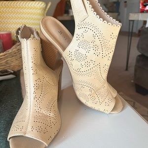 Just Fab heels.  Worn few times.